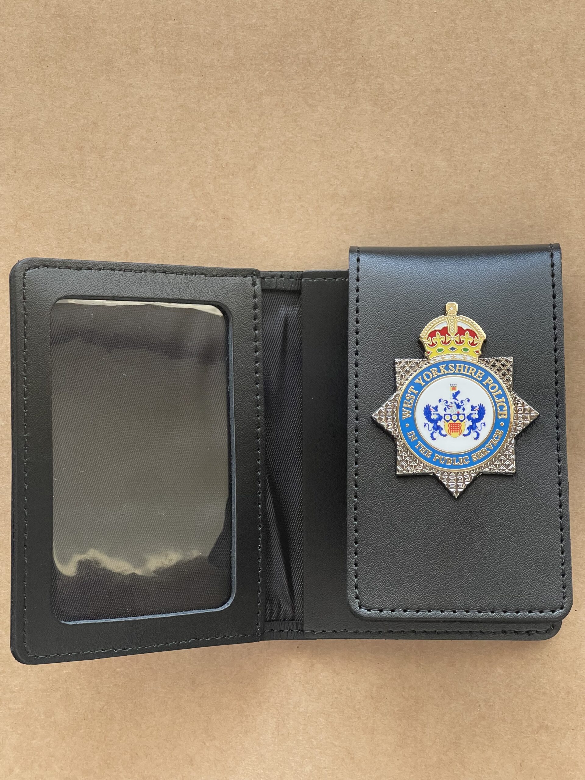 West Yorkshire Police バッジ＆ホルダー レプリカ West Yorkshire Police Warrant card wallet | Enforcement Supplies UK